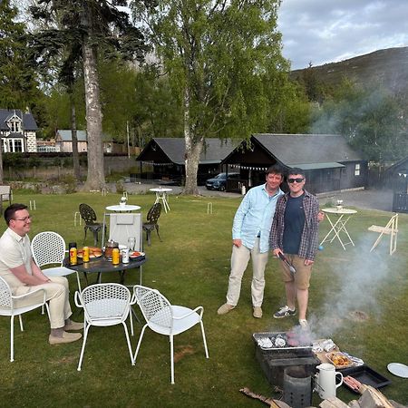 Braemar Lodge Cabins Not For Profit 外观 照片