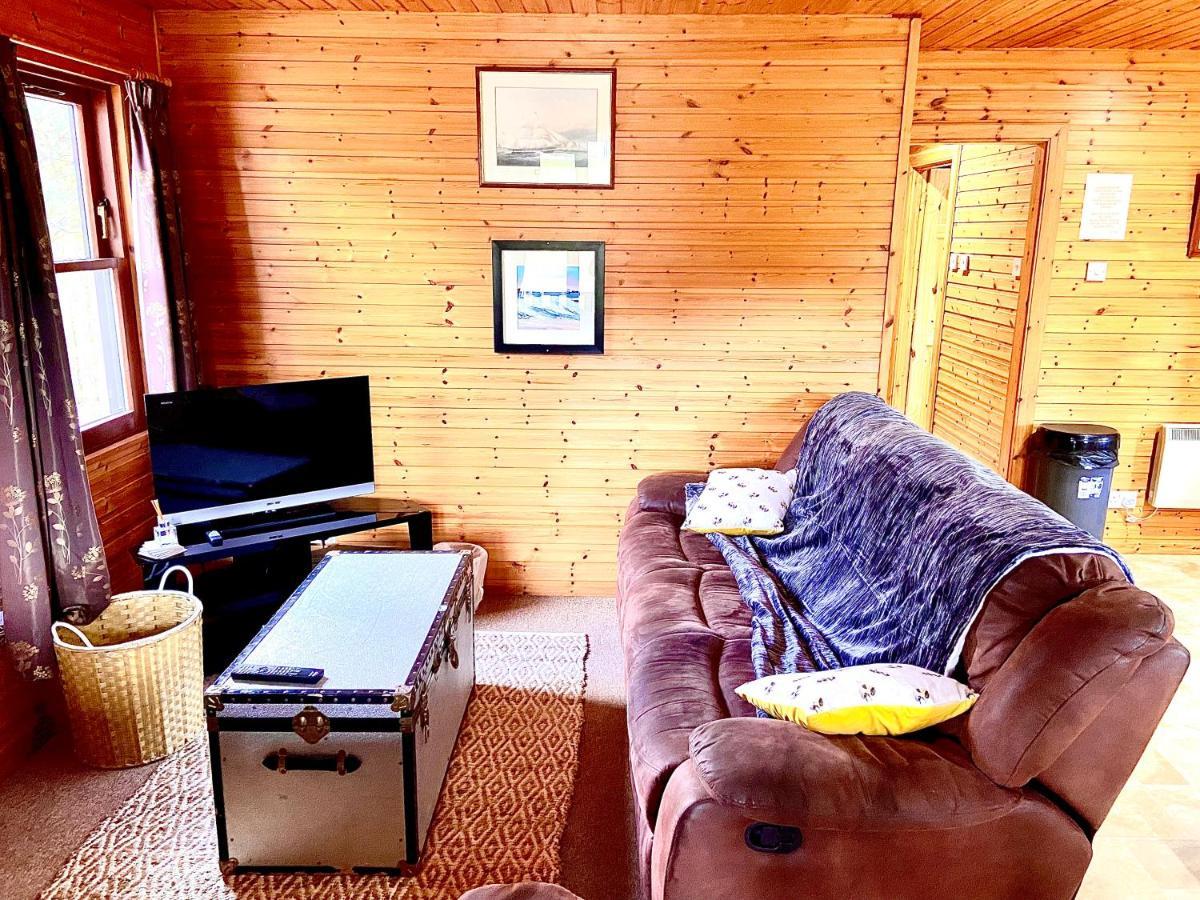 Braemar Lodge Cabins Not For Profit 外观 照片